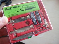 Italian Magic Knife Switchblade Kit Complete with Instructions UNUSED W/Plastic Case