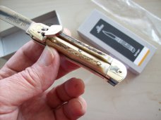 Hubertus Knife Solingen, Germany Small 08 Genuine  Stag/Antler  5 3/4 " Open Lillyput NIB
