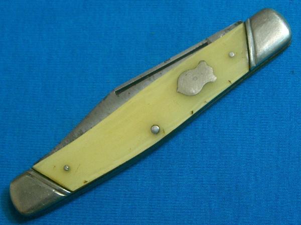 VINTAGE KUTMASTER UTICA USA STOCKMAN CATTLEMANS FOLDING POCKET KNIFE KNIVES OLD VINTAGE KUTMASTER UTICA USA STOCKMAN CATTLEMANS FOLDING POCKET KNIFE KNIVES OLD