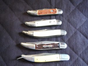 Grouping 5 fishing knives Provincial Sabre Colonial Hammer 