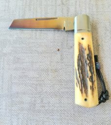 Vincenzo Balistreri Sambar Stag and San Mai White Wolf...4" closed..interior lanyard and bead..coa/s