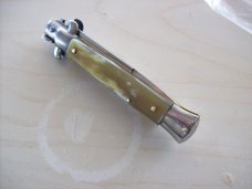 Renzo Beltrame 9 inch Honey Horn Stiletto Bayo Swivel Bolster Brand New
