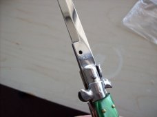 Renzo Beltrame 11" Stiletto Automatic Swivel Bolster Green Pearlex Handles Beauty!
