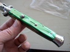 Renzo Beltrame 11" Stiletto Automatic Swivel Bolster Green Pearlex Handles Beauty!