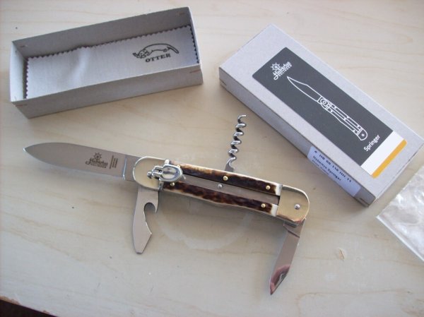 Hubertus Knife Rare Camper Automatic 3 Blades W/Corkscrew Stag/Antler UNUSED NIB.