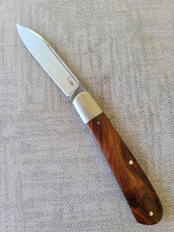 Klassic K'roo Camel Thorn Zulu..N690...3.89" closed...Brush finish..workhorse..coa and slip Klassic K'roo Camel Thorn Zulu..N690...3.89" closed...Brush finish..workhorse..coa and slip