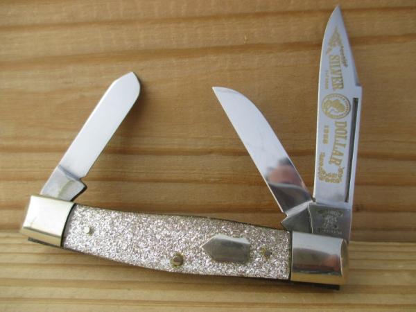 Fight'n Rooster "Silver Dollar" Stockman 1988 Fight'n Rooster "Silver Dollar" Stockman 1988