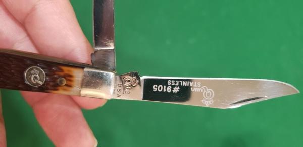 Vintage Queen #9105 USA, Two Blade Jack Knife ,Delrin handle, Q82