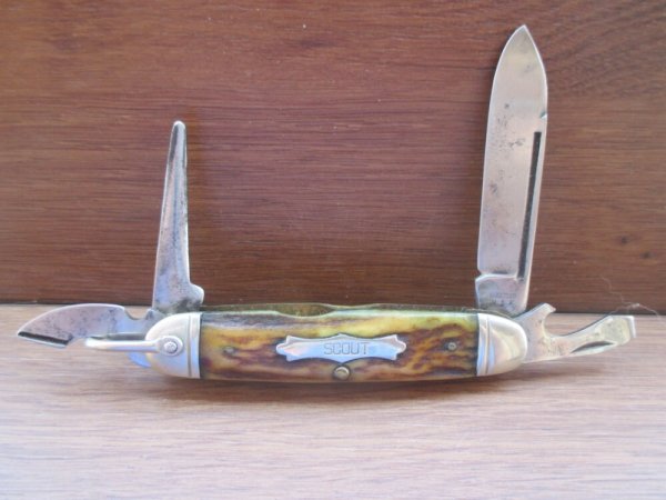 Royal Brand Scout/Utility Knife    Stag Handles 