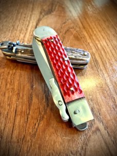 Vintage HUBERTUS "The Guardian"  New