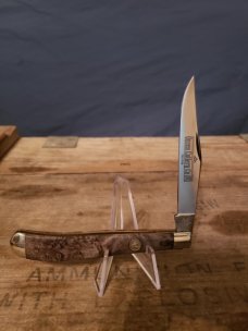 Queen #11 BirdsEye Maple (BEM) SlimLine Trapper