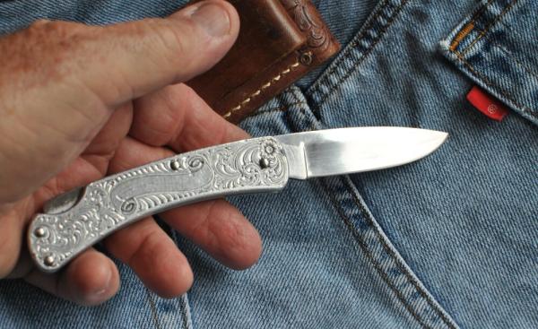 Buck 510 Classic II Original Tooled Sheath 1982 Never Used 4 1/4" Closed 425M Steel Blade Buck 510 Classic II Original Tooled Sheath 1982 Never Used 4 1/4" Closed 425M Steel Blade