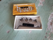 Japanese Valor "Assassin" - Vintage 80's "Knuckle Duster" Lockback NIB