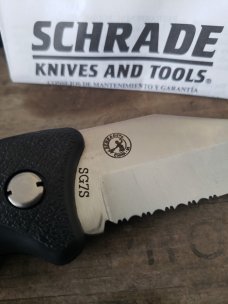 Schrade Outback SG7S - NOS 1990's