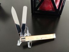 QUEEN GOLD LIP M. O. P DOCTOR KNIFE 