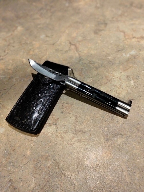 Filipino butterfly knife