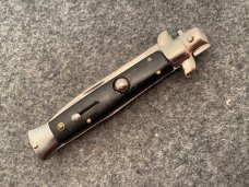 Milano bolster release Auto 