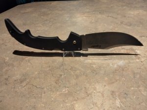 Cold Steel large espada g10