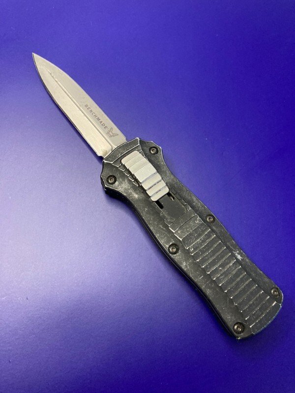 Benchmade Mini Infidel OTF Automatic Knife (3.10" Satin) 3350