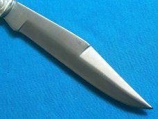 VINTAGE REMINGTON 18309 MADISON NC USA ENGRAVED RED YELLOW FOLDING JACK POCKET KNIFE KNIVES OLD