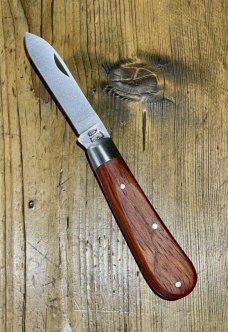 Taylor's Eye Witness Sheffield England Spearpoint Jack Knife with Kitobe Hardwood Handles
