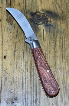 Taylor's Eye Witness Sheffield England Classic Peach Pruner with Kitobe hardwood scales 