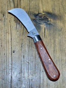 Taylor's Eye Witness Classic Full Pruner (Hawksbill) with Kitobe hardwood scales