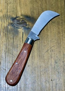 Taylor's Eye Witness Classic Full Pruner (Hawksbill) with Kitobe hardwood scales