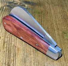 Taylor's Eye Witness Classic Full Pruner (Hawksbill) with Kitobe hardwood scales