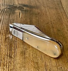 Taylor's Eye Witness Premium Barlow Clip with Rams Horn Scales and Back Spring File work