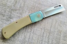 K'roo Chunky Frank...N690..3.75 closed..Jade and Desert Sand G10...Coa...Custom Leather Pocket slip 