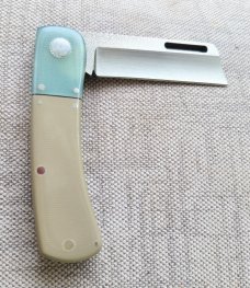 K'roo Chunky Frank...N690..3.75 closed..Jade and Desert Sand G10...Coa...Custom Leather Pocket slip 