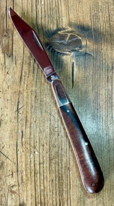 Taylor's Eye Witness Premium Gentlemen's Clip with Amboyna Burl scales and Back spring filing