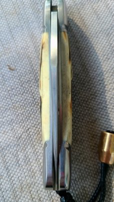 Vincenzo Balistreri Sowbelly Trapper..Sambar Stag..AEB-L...lanyard pin...3.75" ...Coa...slip