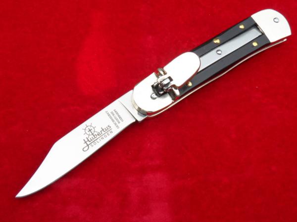 New 5-3/4" Ebonywood Hubertus leverlock auto (HB 68.110.Hz.08) New 5-3/4" Ebonywood Hubertus leverlock auto (HB 68.110.Hz.08)