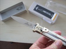 Hubertus Knife Shellpuller Patronenzieher Large Size 11 White Bone UNUSED NIB.