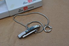 Al mar Osprey Black Lip Pearl #1001A Mint Original Box With Optional Lanyard Chain AUS8