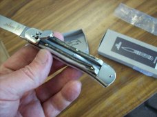 Hubertus Knife Solingen, Germany Size 10 Medium Clip-Point Genuine Stag/Antler NIB
