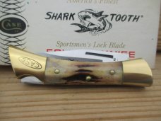 Case Shark Tooth Stag Lockback   NIB 