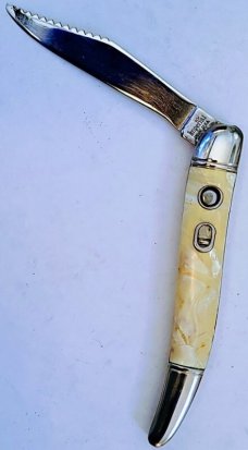 VINTAGE 1946-1956 IMERIAL 4.25" HANDLE 3" BUTTON  RELEASE  BLADE 7.25" TOTAL SWITCHBLADE AUTO KNIFE 