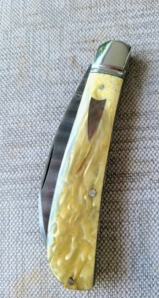 D.R.Davis Swayback Custom..Damascus...Muskox...Fileworked..Jewel liners...Black lip shield..4"