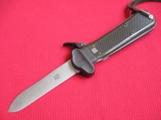 Vintage Large Size BUND German Luftwaffe PARATROOPER Gravity Knife - MINT IN BOX !