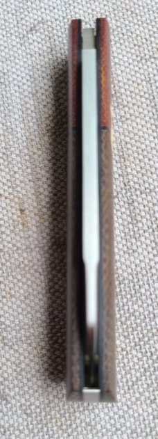 Thys Meades Ultralight Barlow..Rwl34..3 5/8" clsd..Micarta bolsters & scales..Giraffe Bone shield 