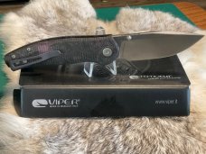 Viper / Flipper with Purple Dark Matter Carbon Fiber & MagnaCut Drop Point blade.