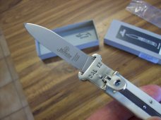 Hubertus Knife Shellpuller Patronenzieher Large Size 11 White Bone UNUSED NIB.