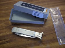 Hubertus Knife Shellpuller Patronenzieher Large Size 11 White Bone UNUSED NIB.