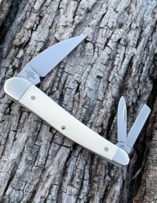 CASE XX 2006 ELEPHANT IVORY SEAHORSE WHITTLER