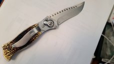 VINTAGE AUTO KNIFE 8" TOTAL 3.5" BUTTON RELEASE BLADE 4.5" ACRYLIC HANDLE