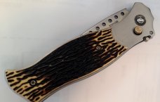 VINTAGE AUTO KNIFE 8" TOTAL 3.5" BUTTON RELEASE BLADE 4.5" ACRYLIC HANDLE