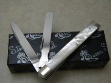 Queen Steel 95 (Schatt and Morgan) Mother of Pearl Doctor's Knife NIB